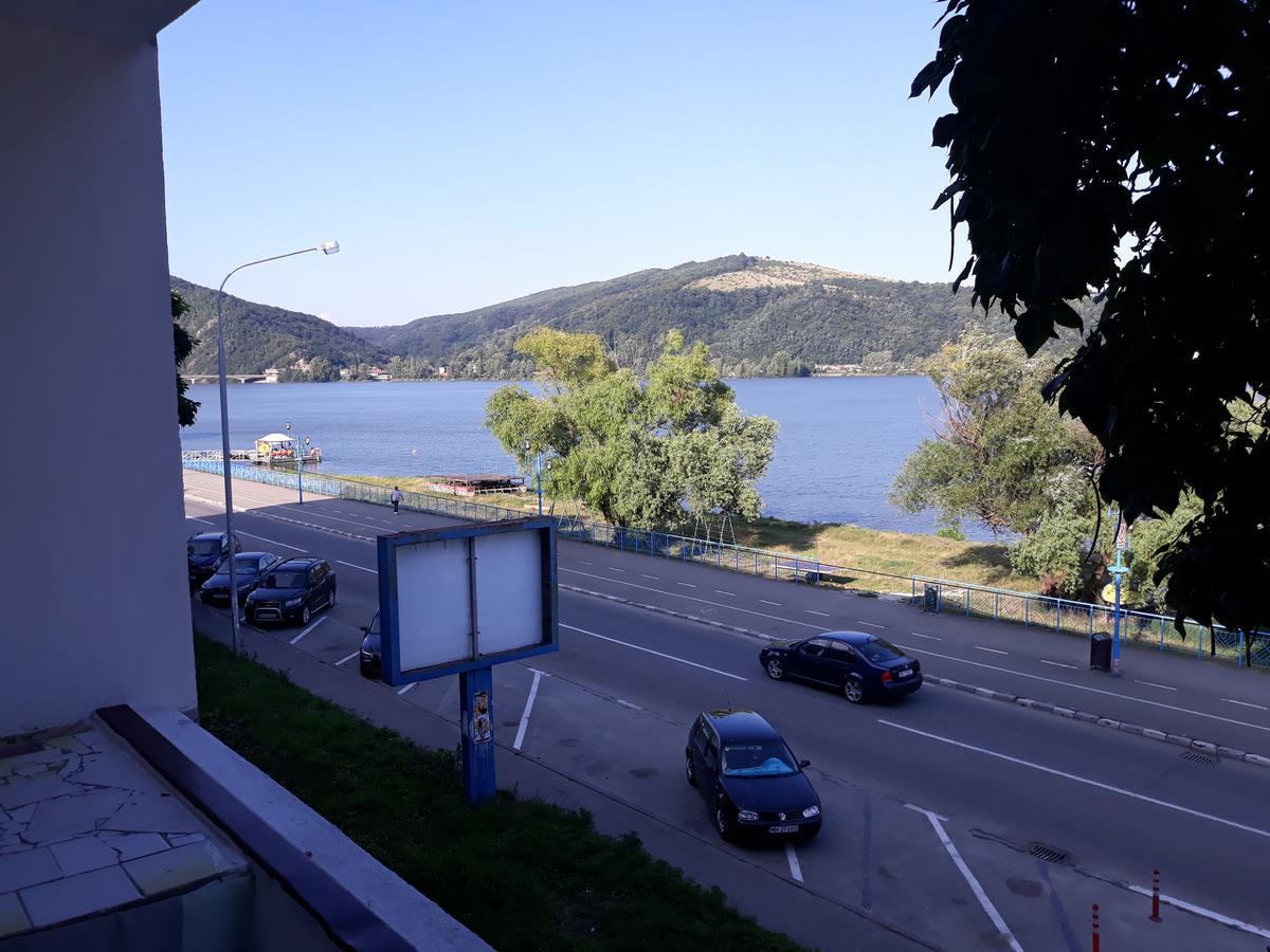 Apartament Denis Apartment Orsova Bagian luar foto