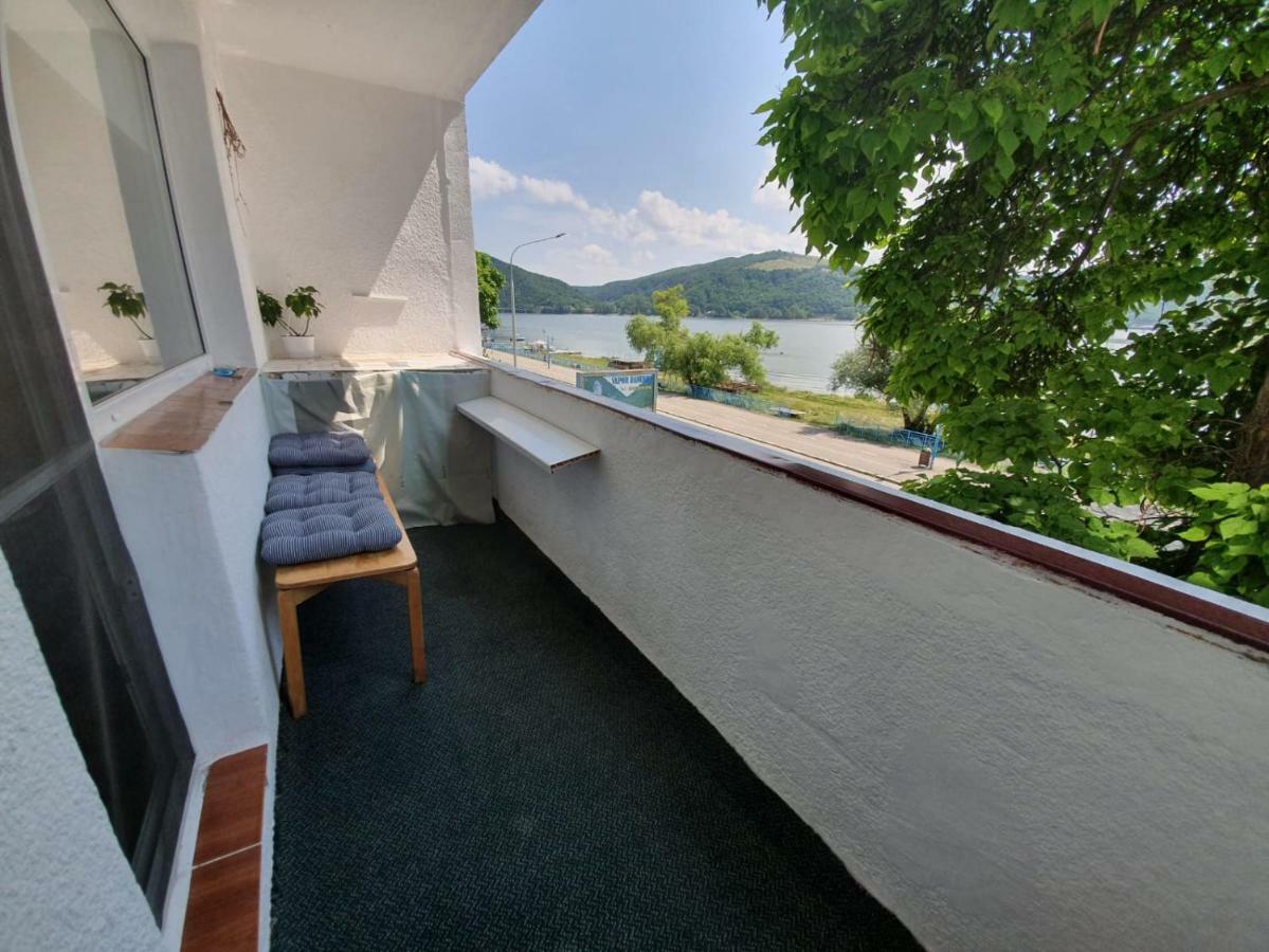 Apartament Denis Apartment Orsova Bagian luar foto