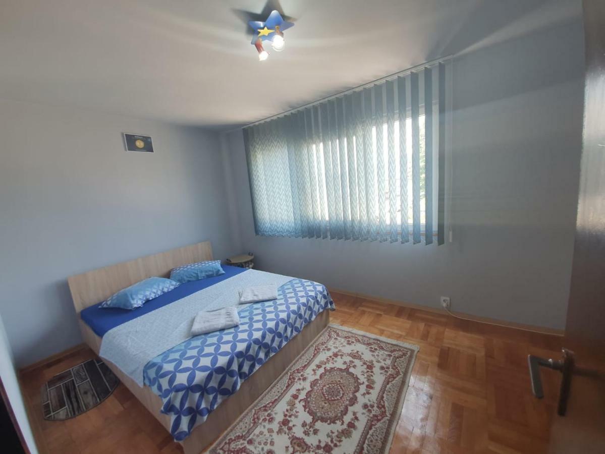 Apartament Denis Apartment Orsova Bagian luar foto