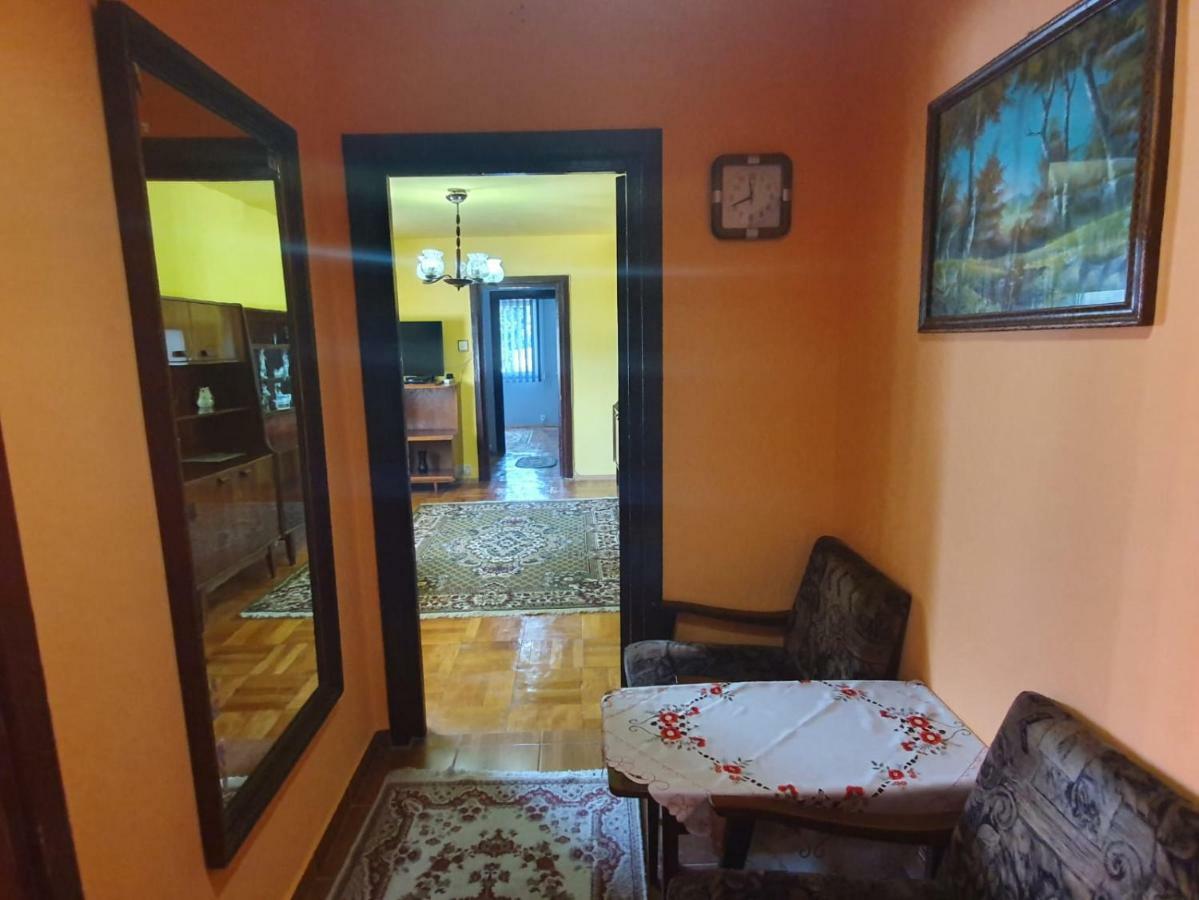 Apartament Denis Apartment Orsova Bagian luar foto