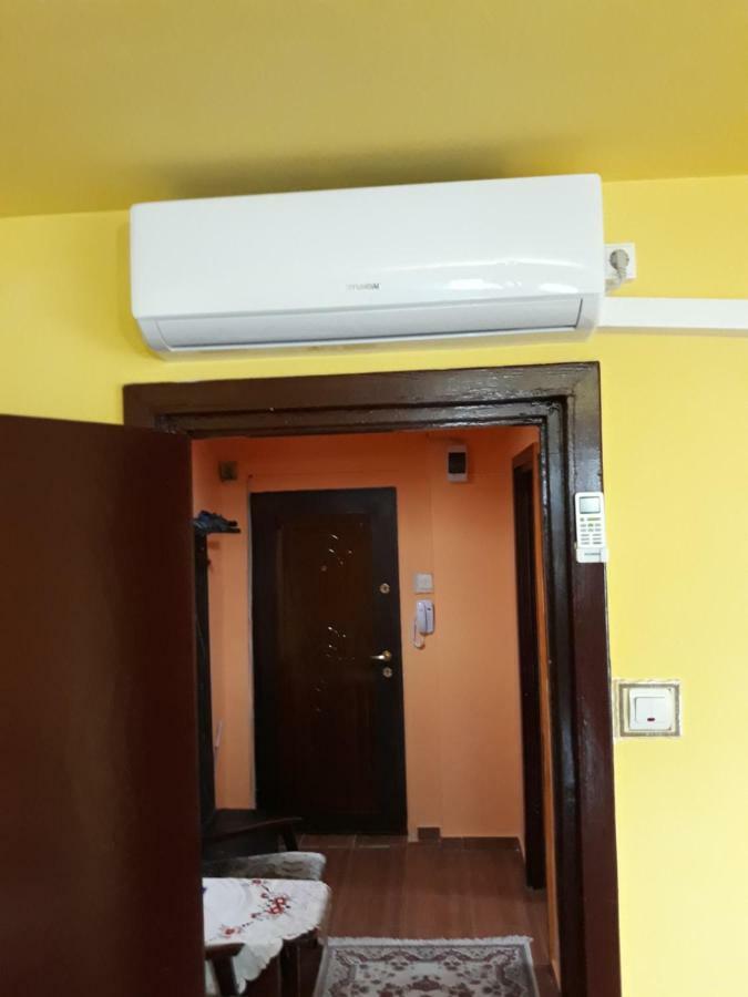 Apartament Denis Apartment Orsova Bagian luar foto